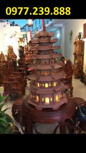 đèn tháp chùa bằng gỗ hương