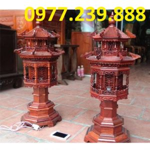 đôi đèn mái chùa bằng gỗ hương 81cm