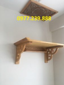 bàn thờ treo tường gỗ sồi nga chân hoa 61cm