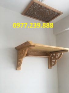 bán bàn thờ treo tường sồi chân hoa 61cm