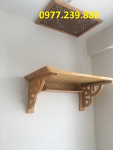 bàn thờ treo tường gỗ sồi chân hoa 61cm